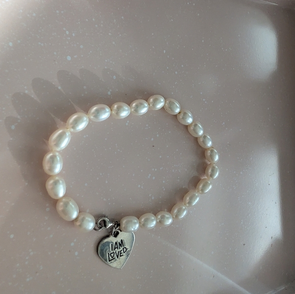 Jewelry - Freshwater Pearl Bracelet With 925 Heart Charm.